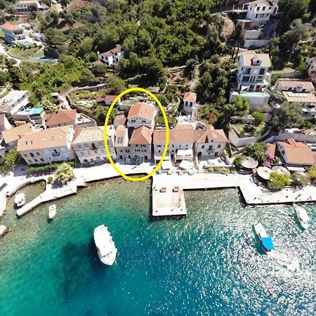 Rose - Apartmani Janovic Luštica Eksteriør billede
